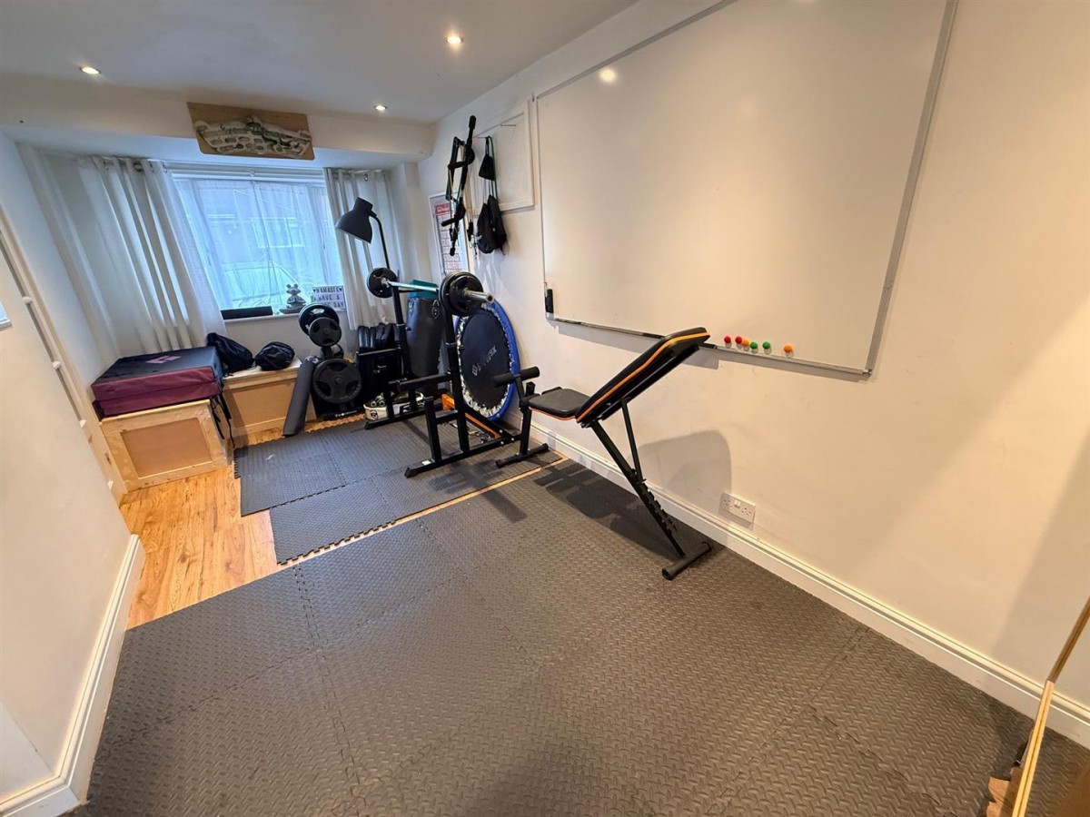 Aldeford Drive, Brierley Hill, DY5 3JF