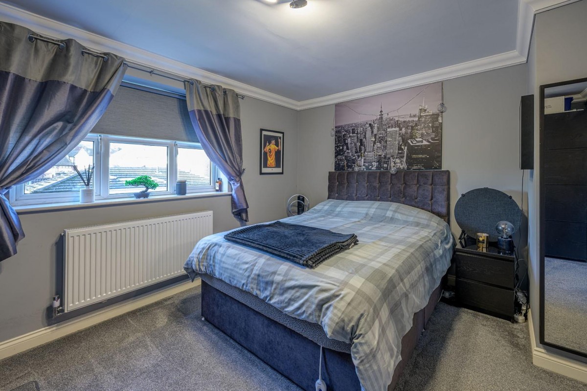 Cinder Road, Gornal Wood