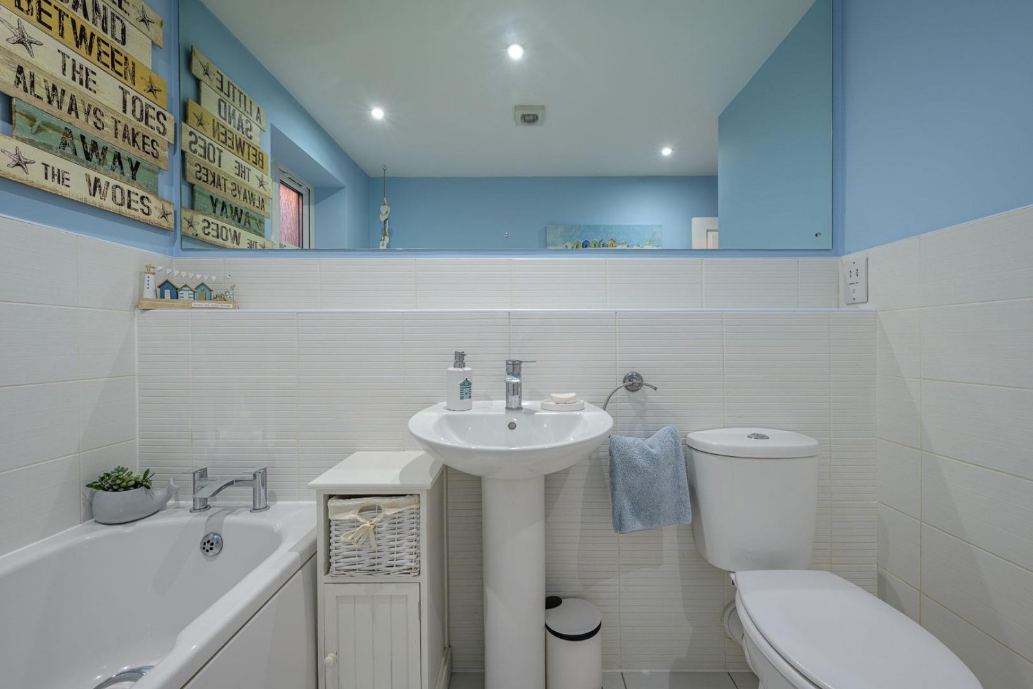 Cinder Road, Gornal Wood