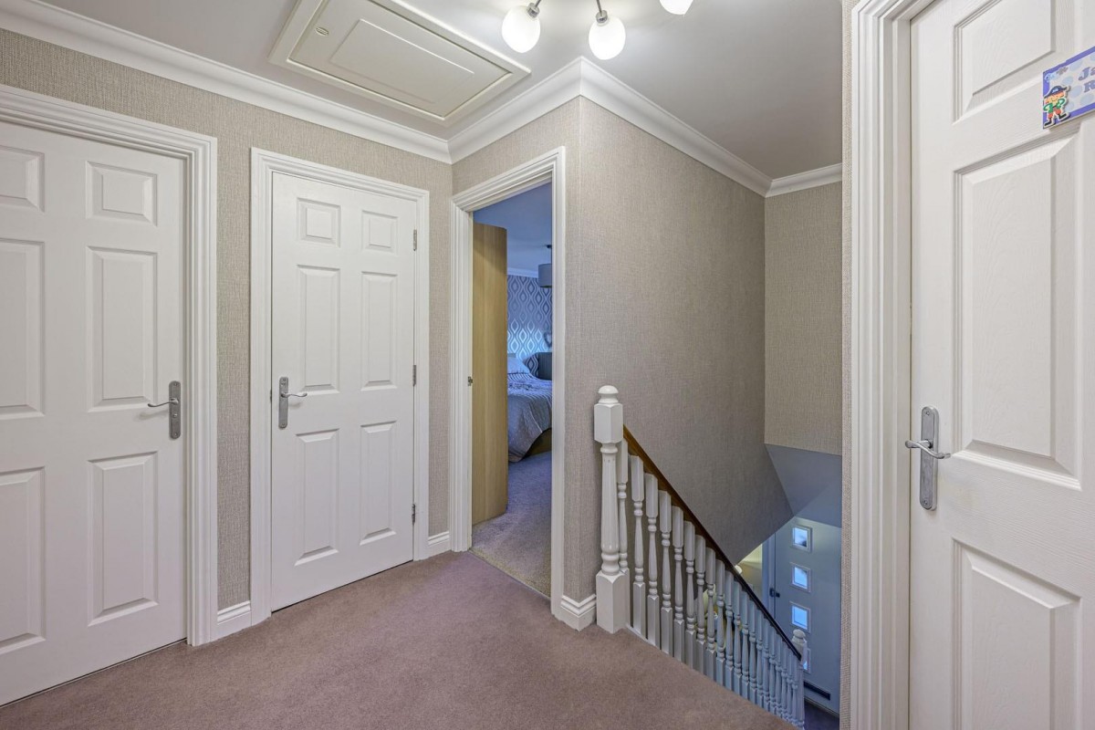 Cinder Road, Gornal Wood