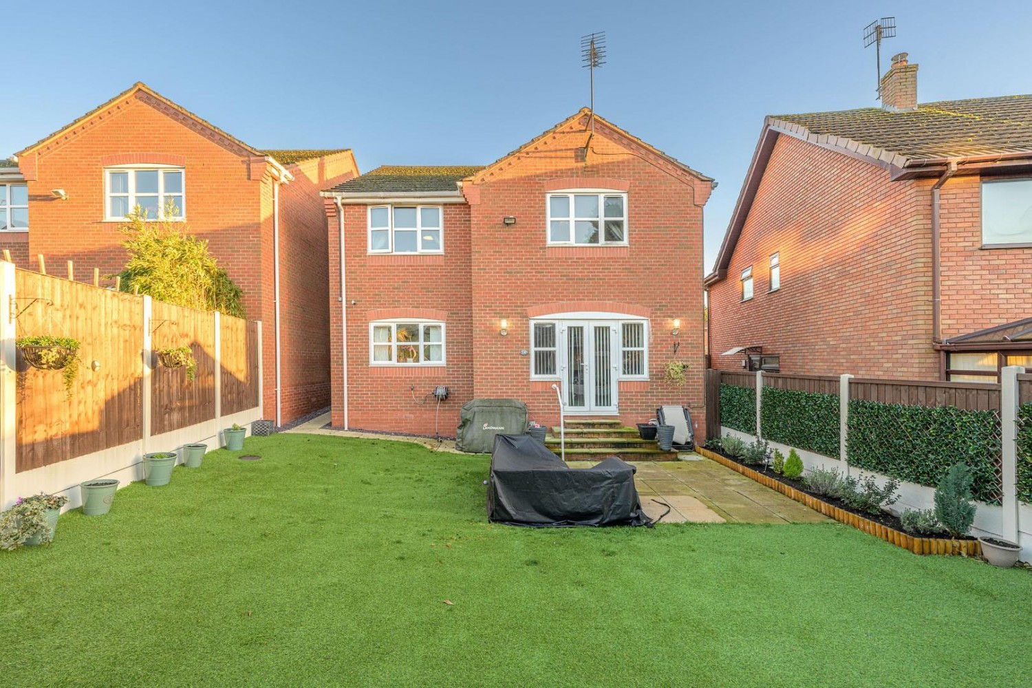 Cinder Road, Gornal Wood