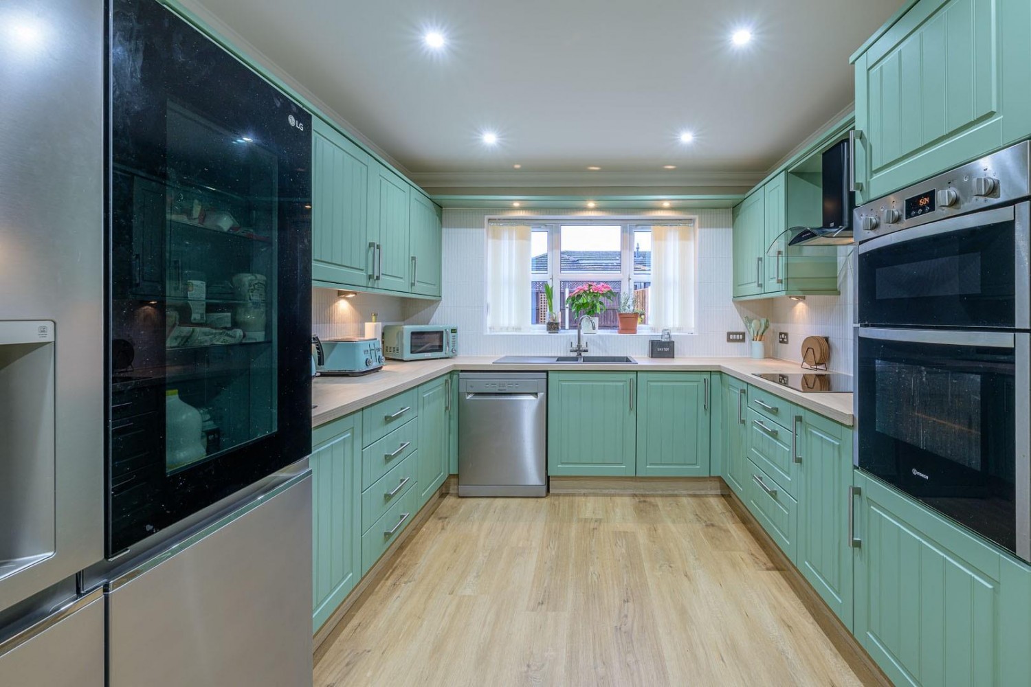 Cinder Road, Gornal Wood