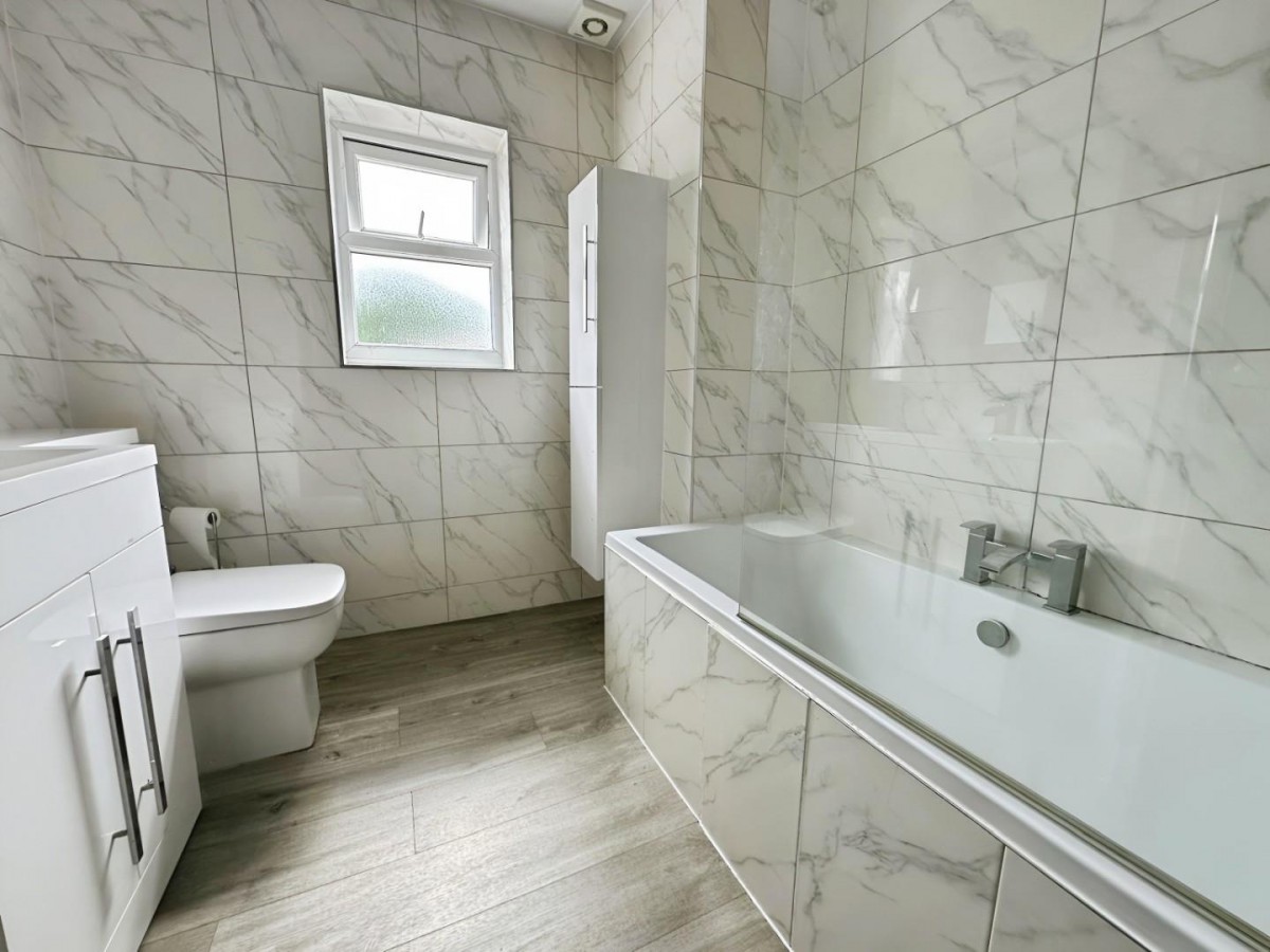 Greenleach Lane, Worsley