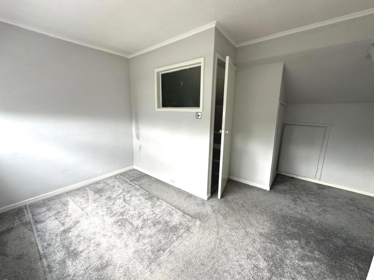 Greenleach Lane, Worsley