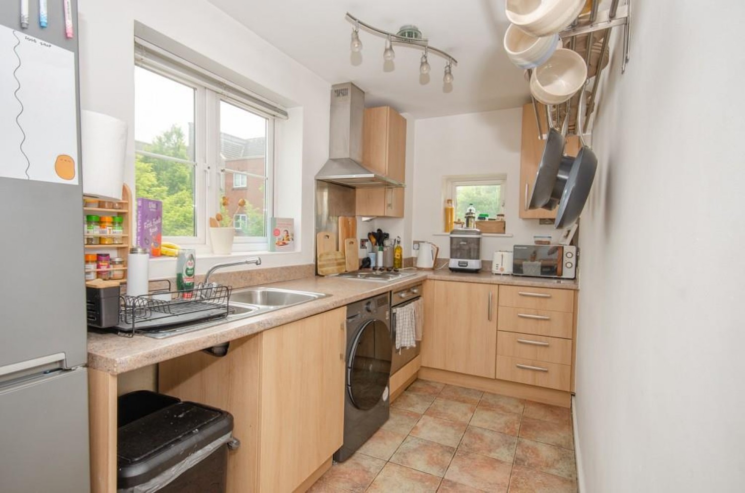 Arnold Road, Mangotsfield, Bristol, BS16 9LB