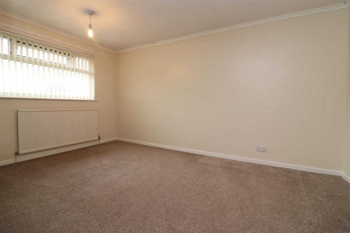 Lakenheath Drive, Bolton, BL1 7RJ