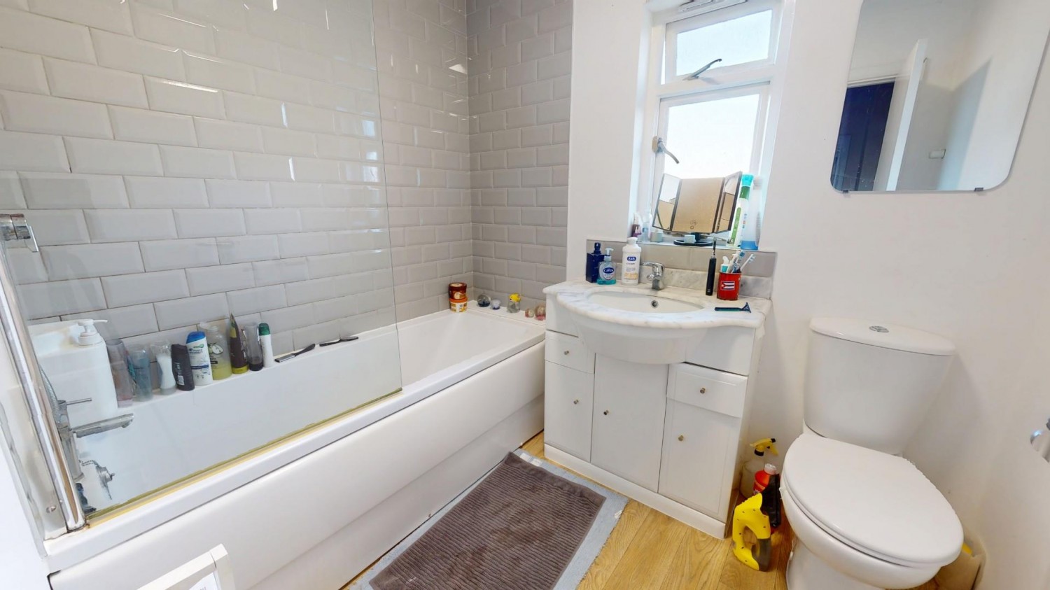 Grieves Road, Northfleet, Gravesend, DA11