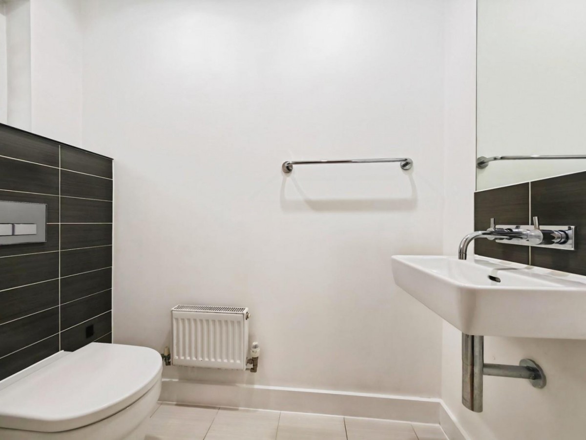 Longships Way, Reading