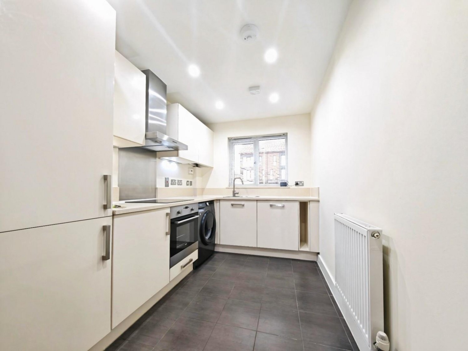 Longships Way, Reading