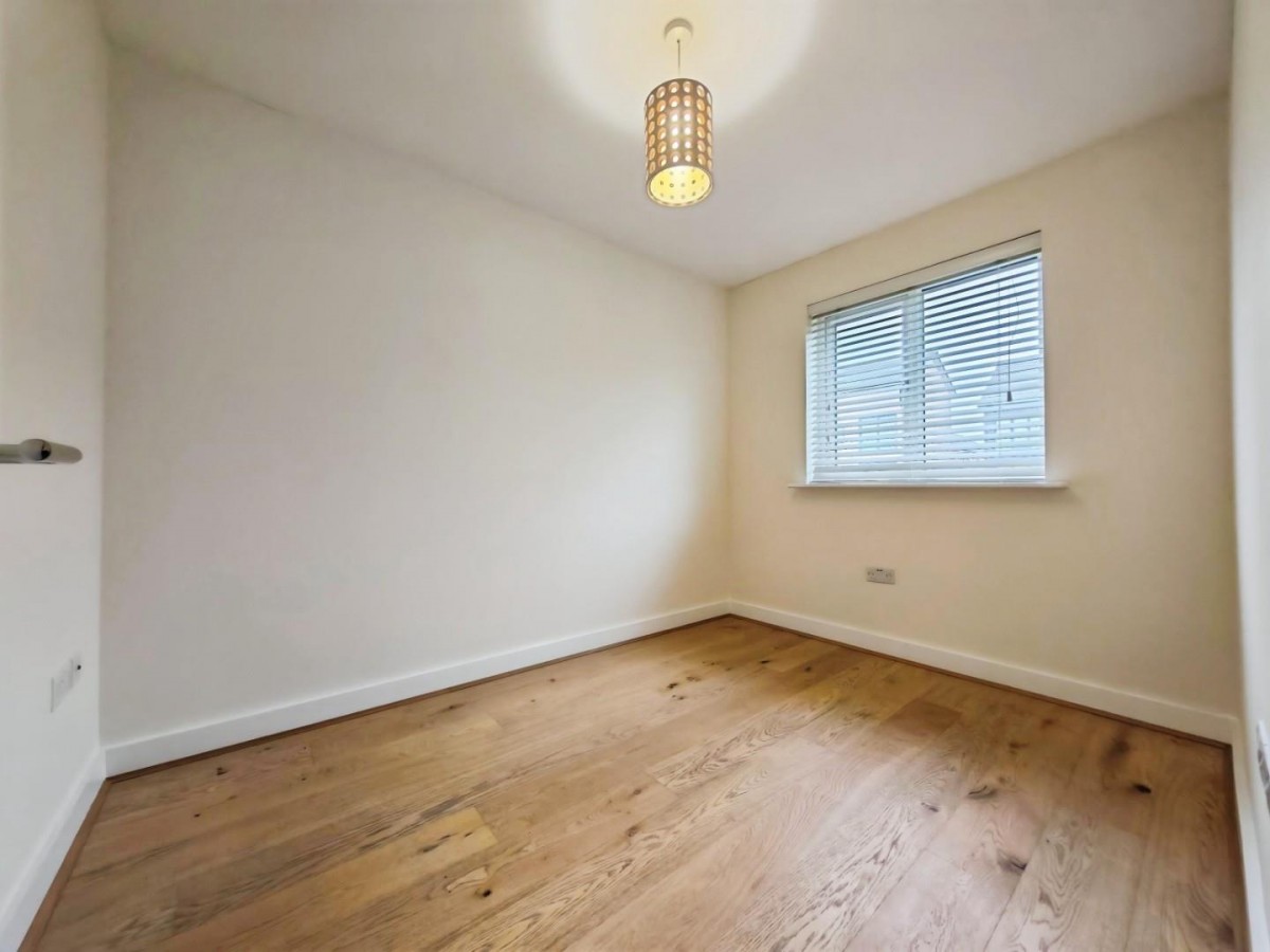 Longships Way, Reading