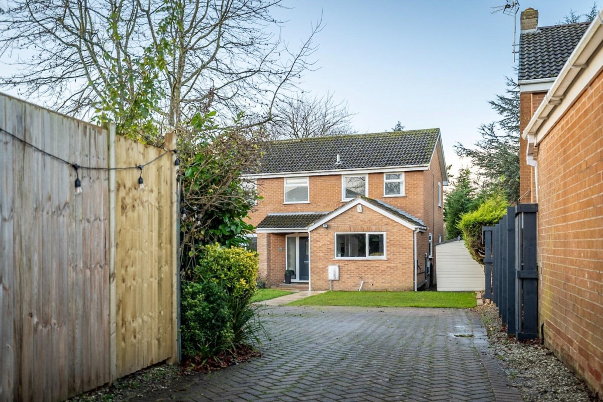 Grange Close, Skelton