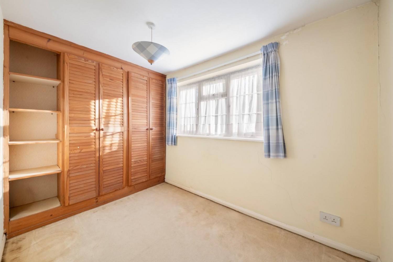 Woodhouse Close, Hayes, UB3 1NJ