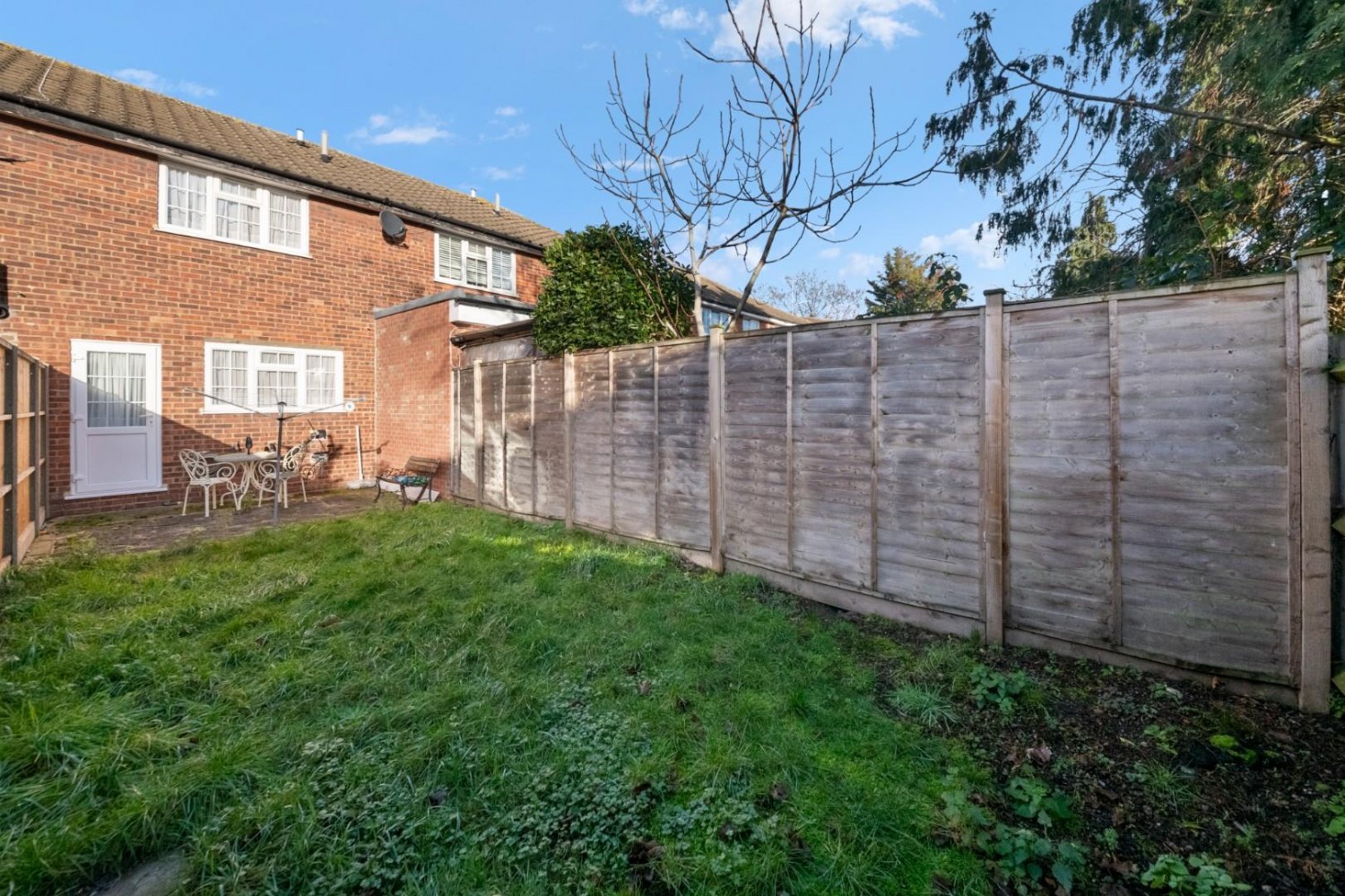 Woodhouse Close, Hayes, UB3 1NJ