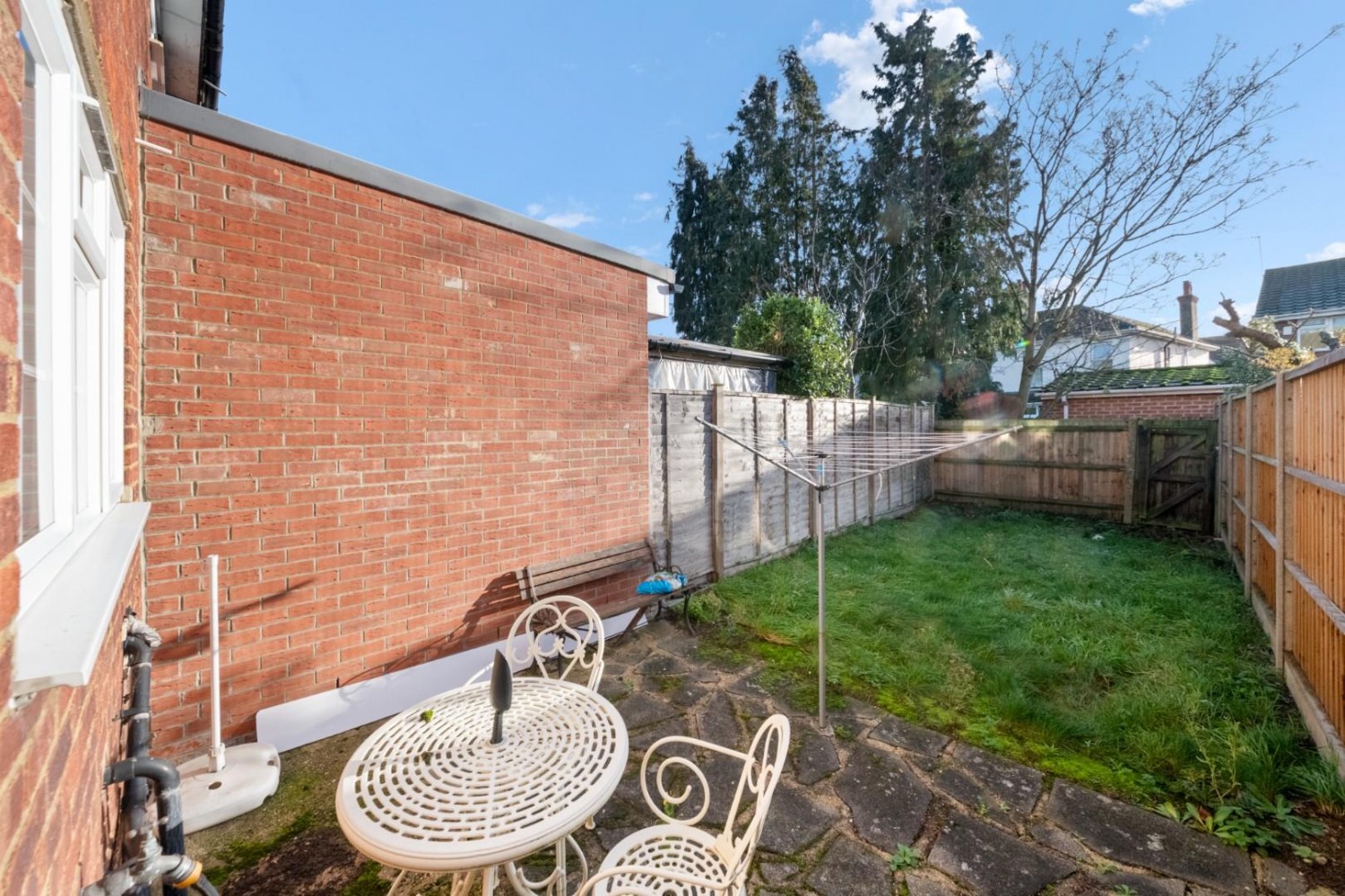 Woodhouse Close, Hayes, UB3 1NJ