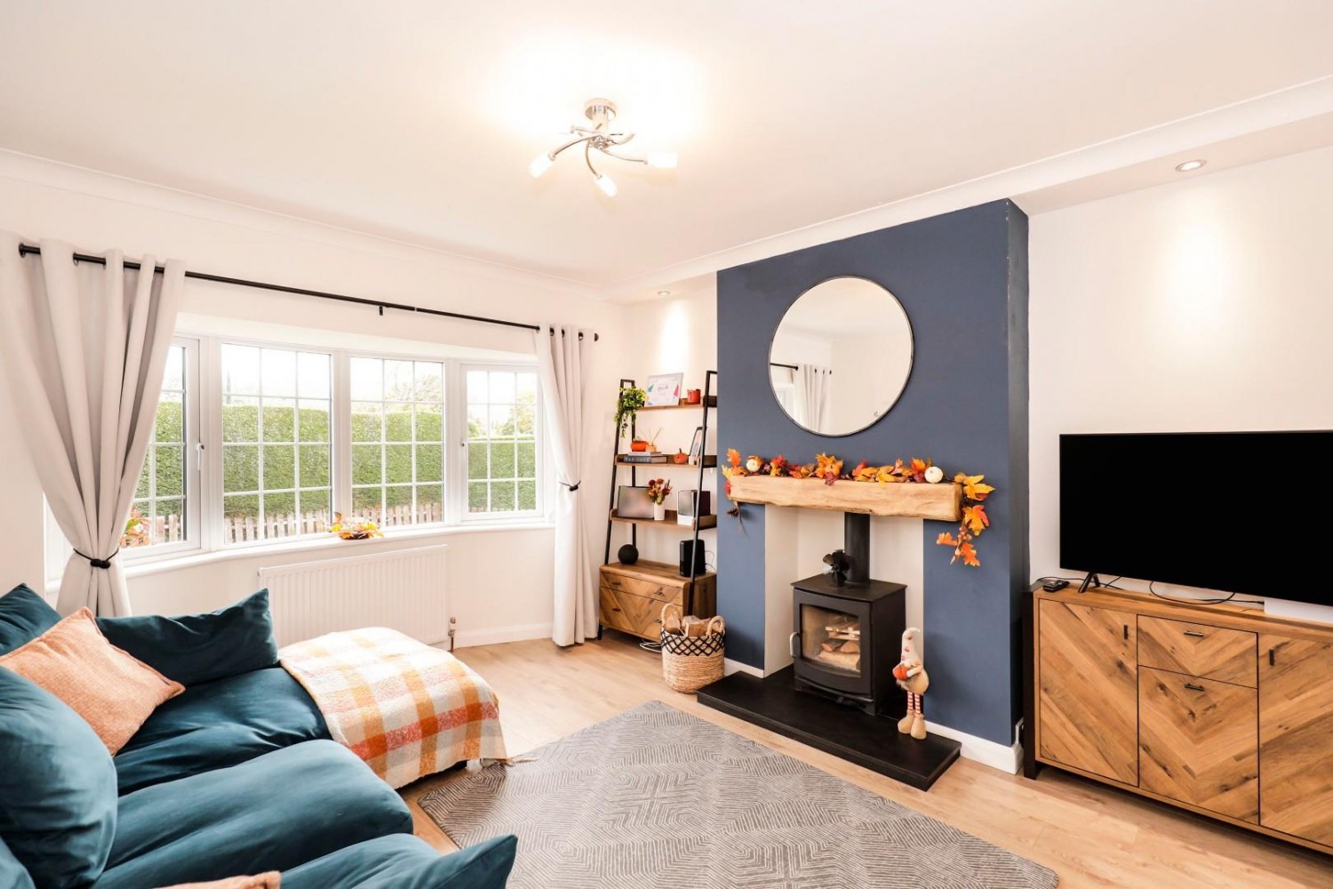 High Street, Harrogate, HG2 7LL