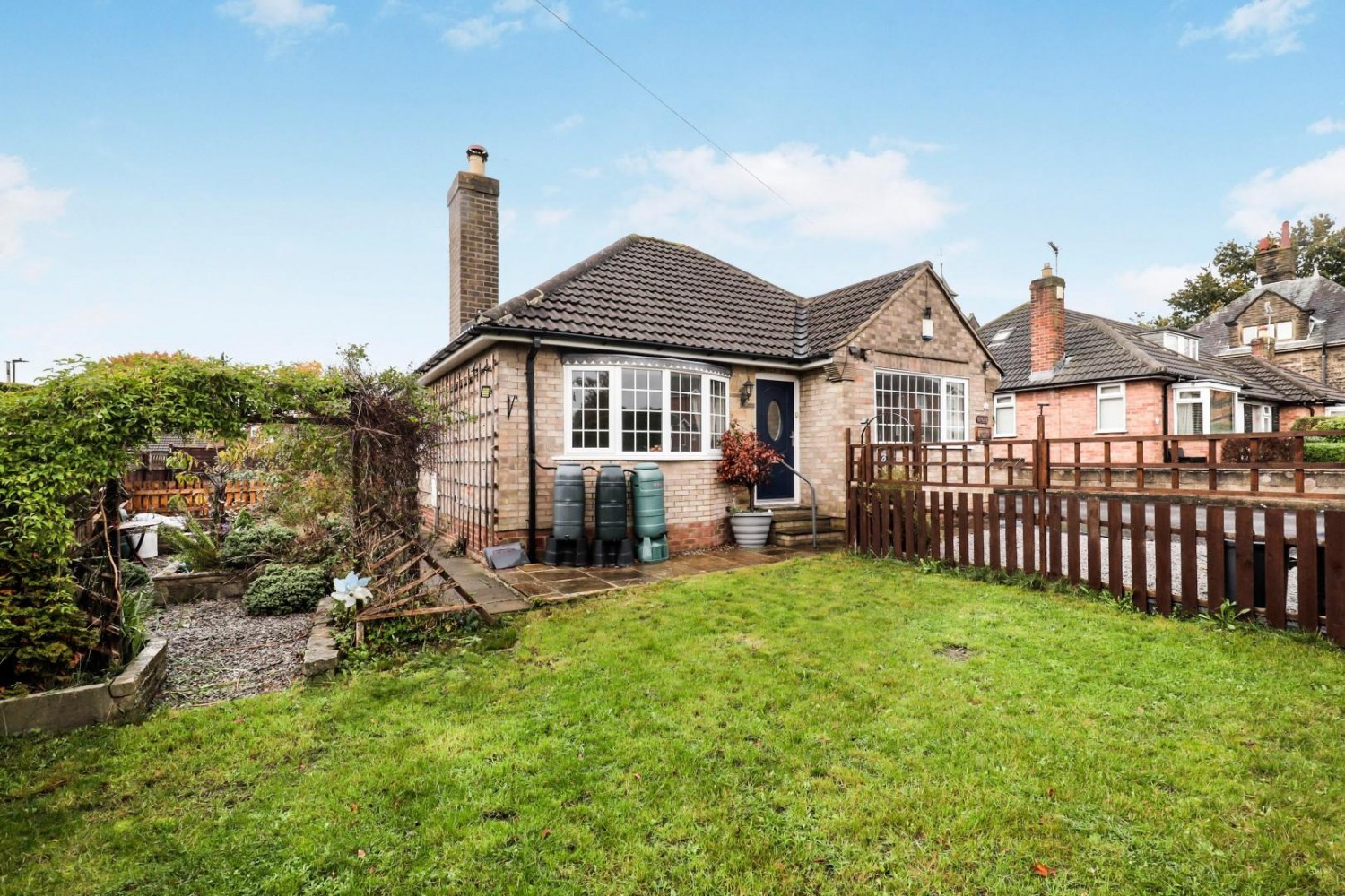 High Street, Harrogate, HG2 7LL