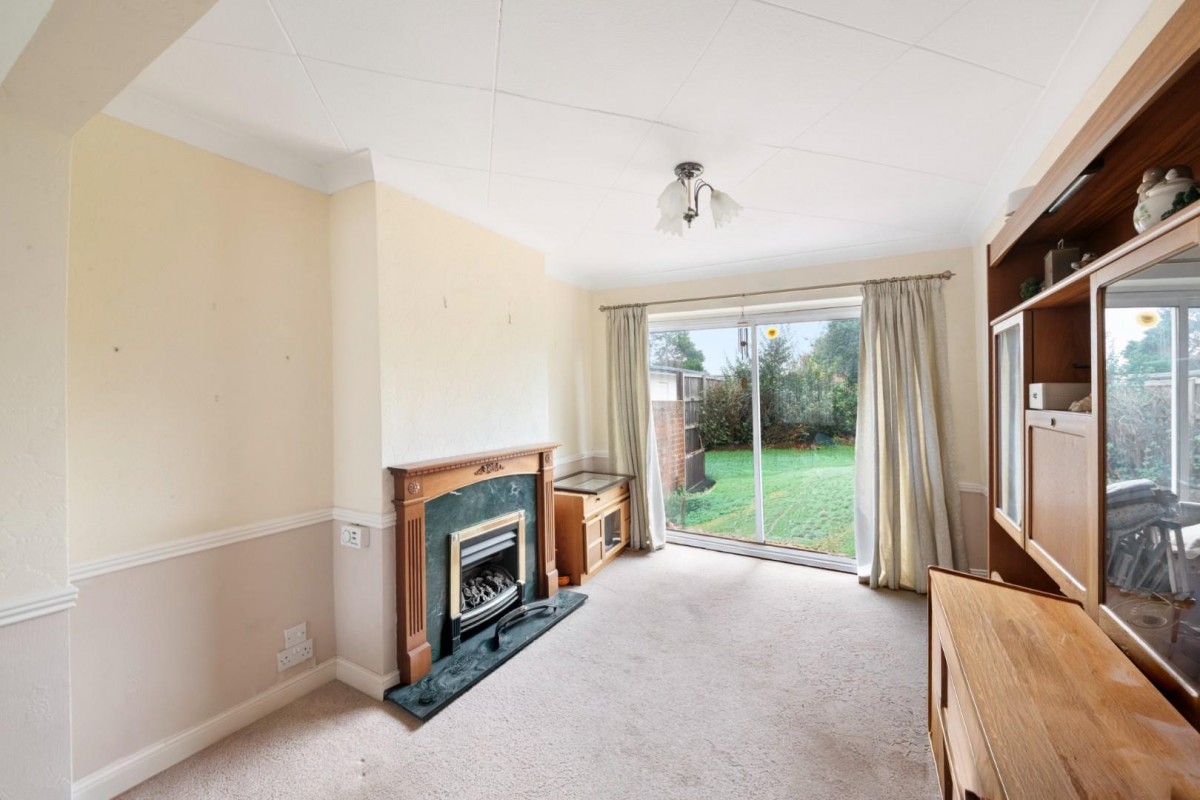 Seaton Road, Hayes, UB3 1NT