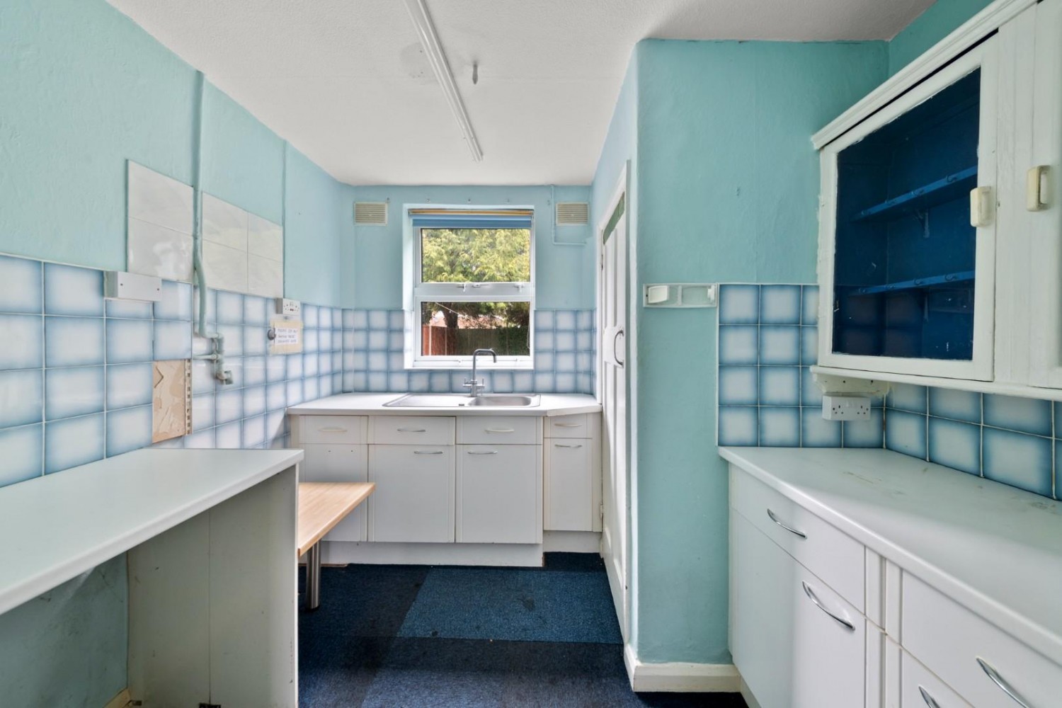 Halsway, Hayes, UB3 3JT