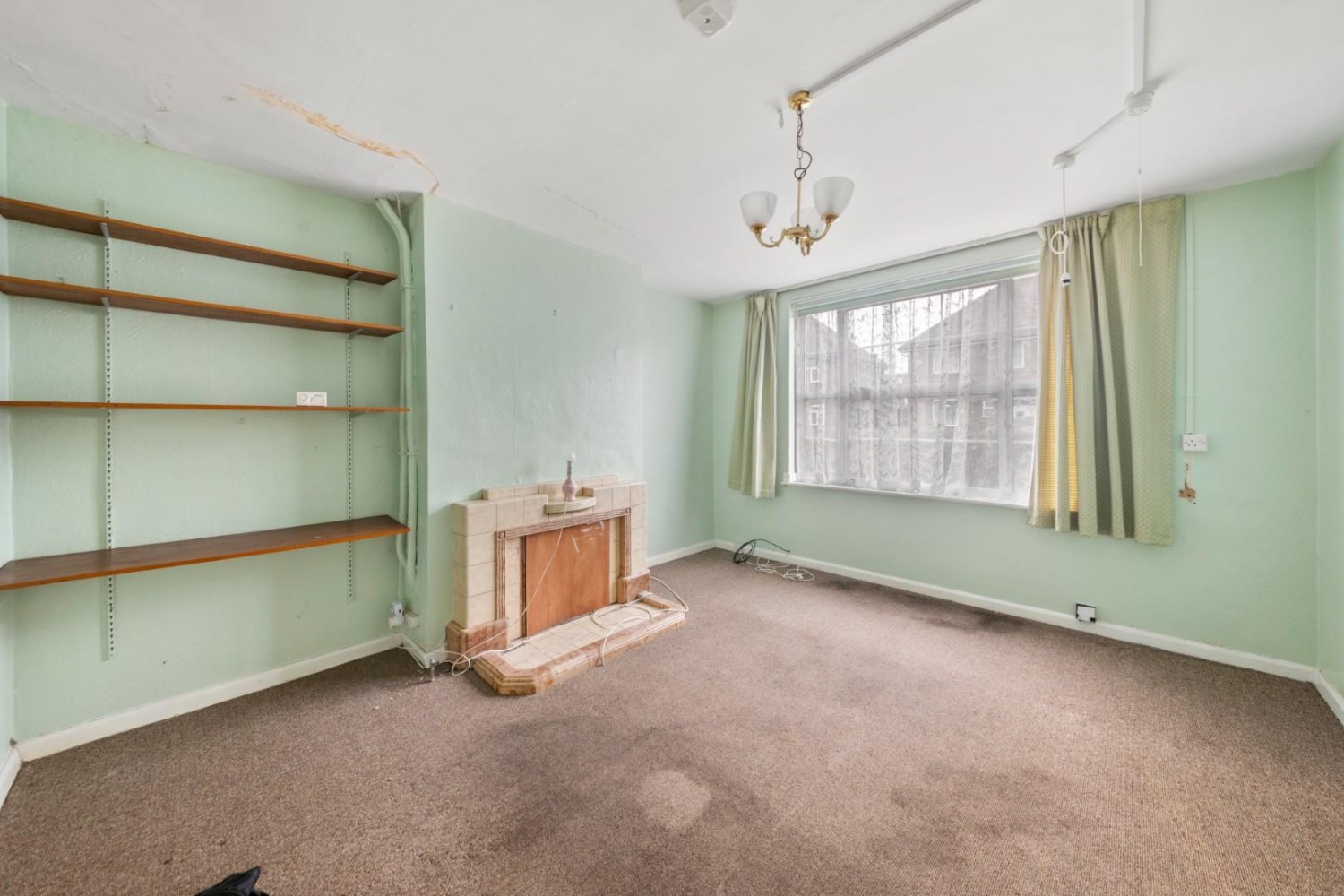 Halsway, Hayes, UB3 3JT