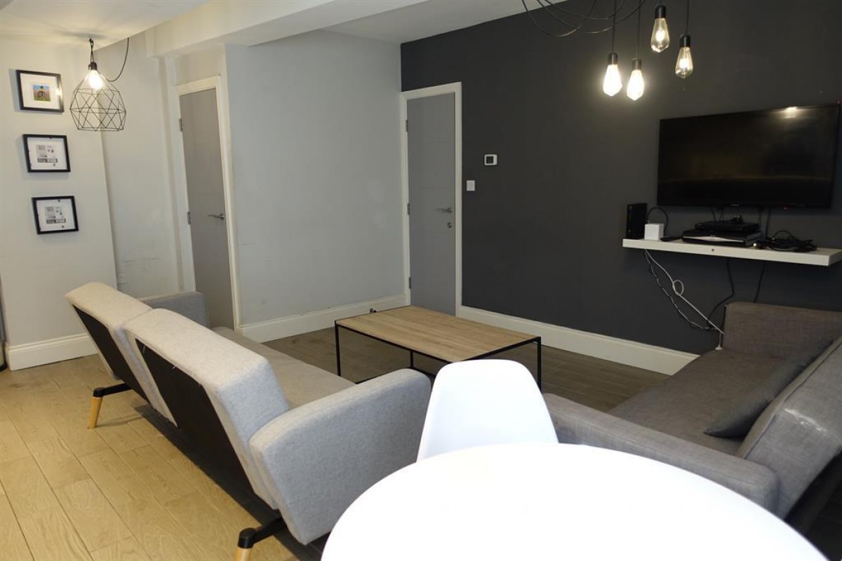 Borough Road, Middlesbrough, TS1 2ET