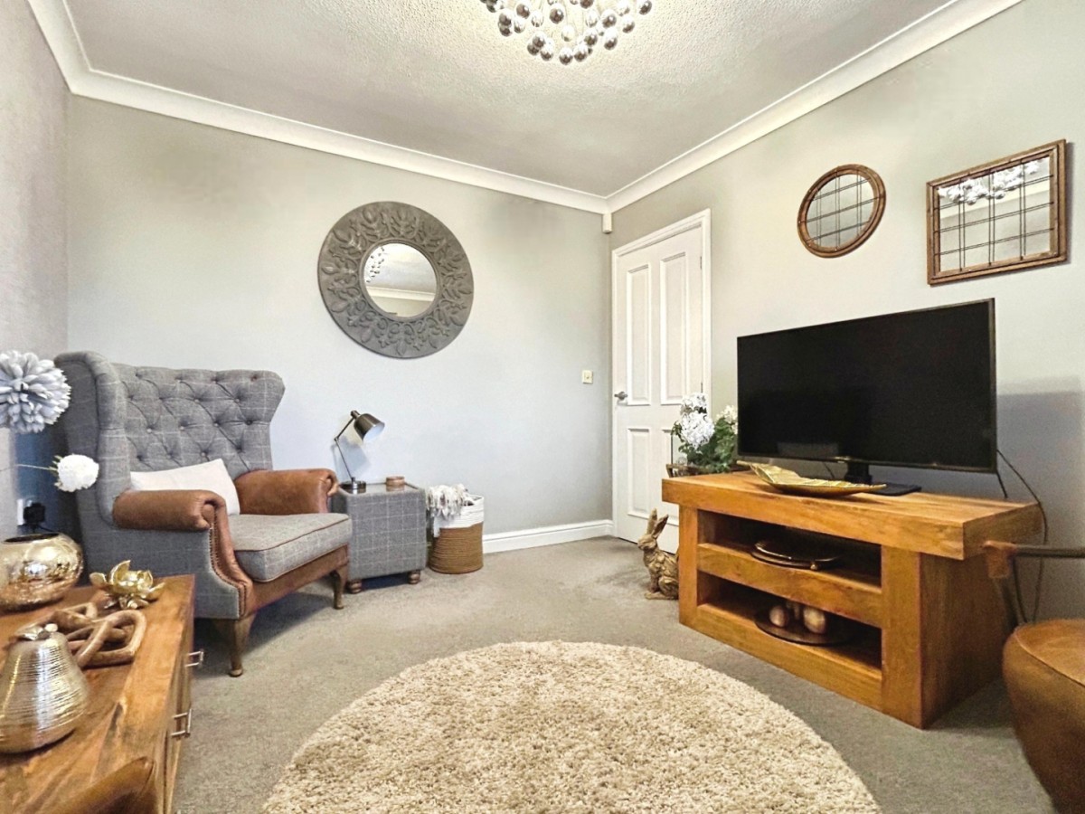 Wakefield Road, Staincross, Barnsley S75 6JY