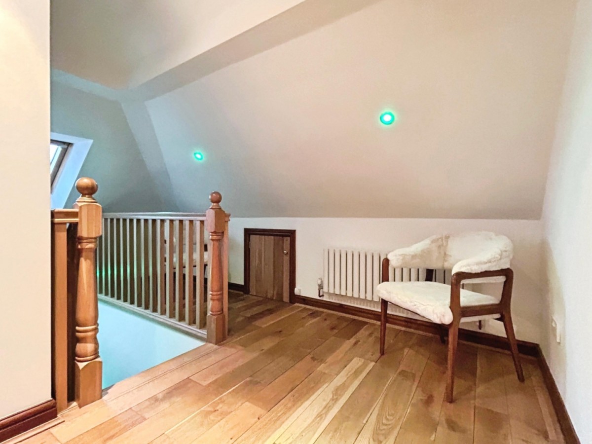 Wakefield Road, Staincross, Barnsley S75 6JY