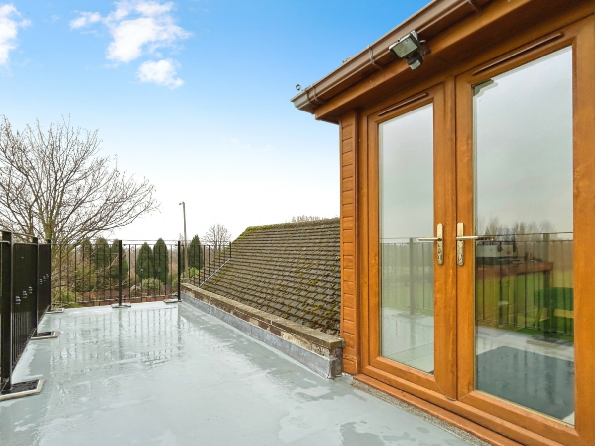 Wakefield Road, Staincross, Barnsley S75 6JY