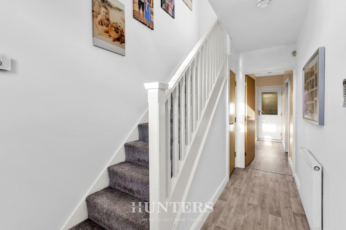 Marquess Way, Middleton M24