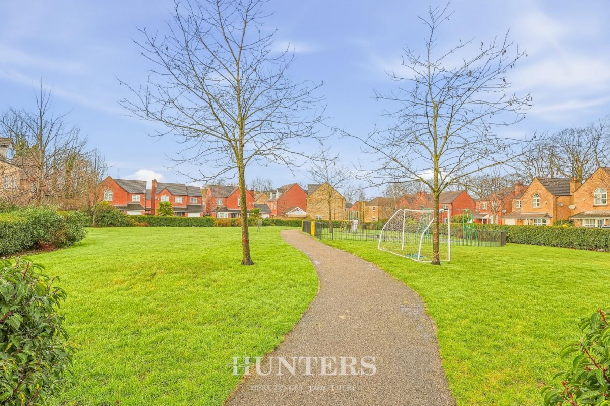Marquess Way, Middleton M24