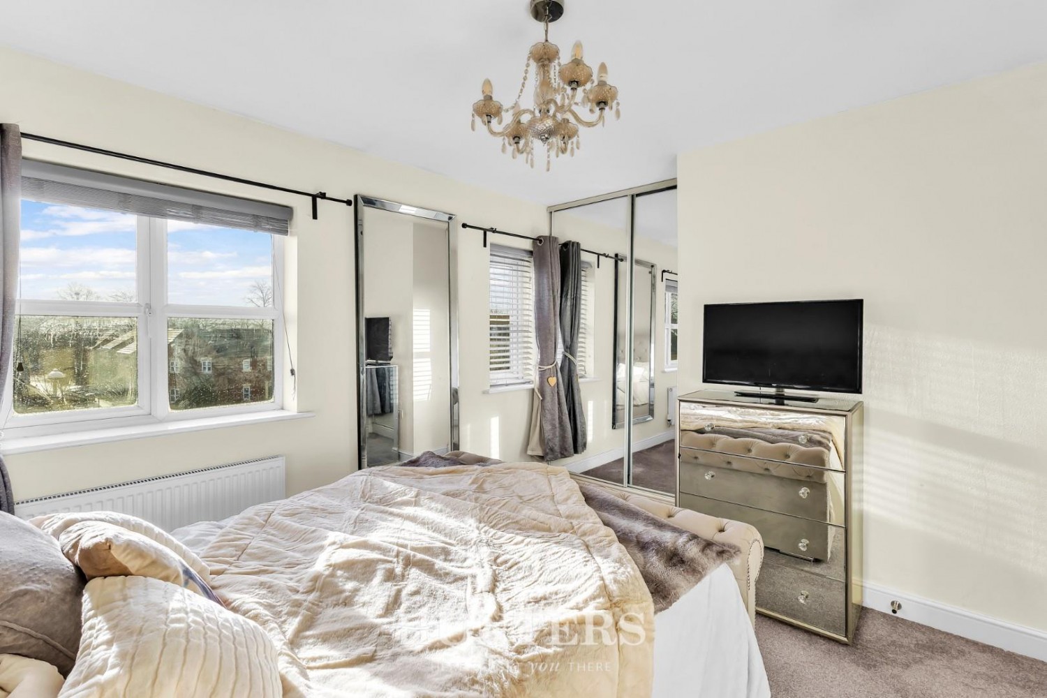 Marquess Way, Middleton M24