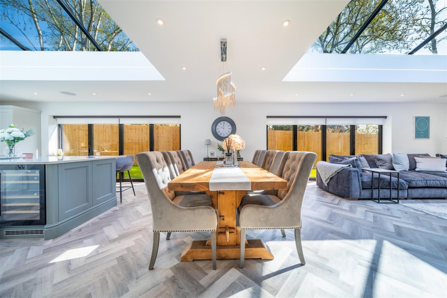 Lawnswood Drive, Lawnswood, Stourbridge, DY7 5QW