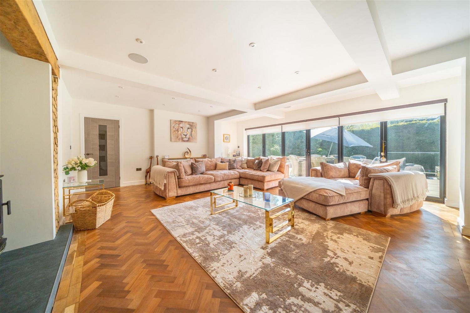 Lawnswood Drive, Lawnswood, Stourbridge, DY7 5QW