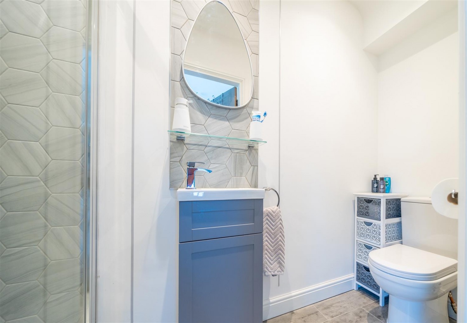 Lawnswood Drive, Lawnswood, Stourbridge, DY7 5QW