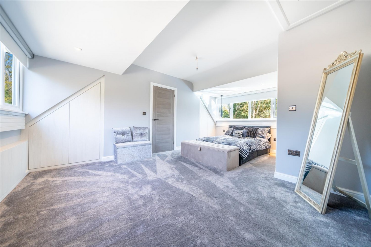 Lawnswood Drive, Lawnswood, Stourbridge, DY7 5QW