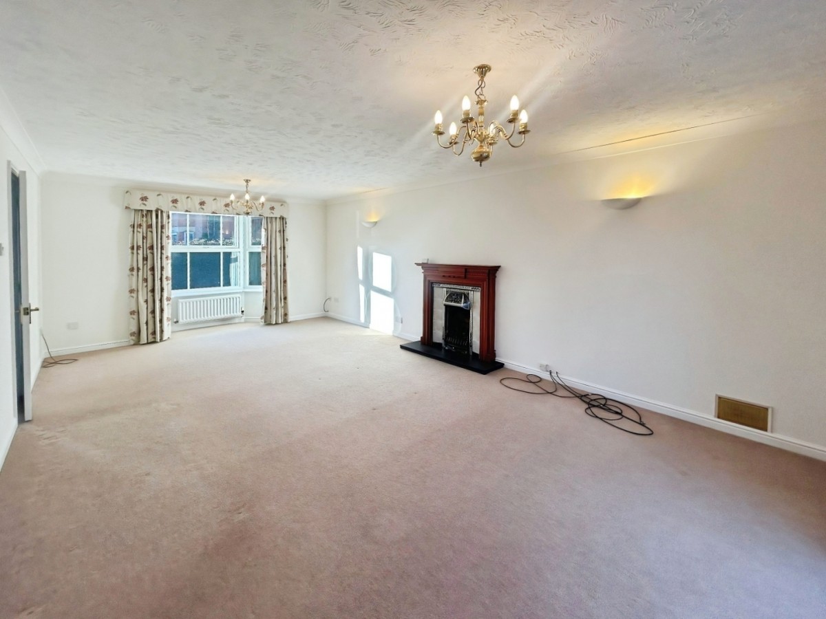 Lapwing Drive, Hampton-In-Arden, B92 0BF