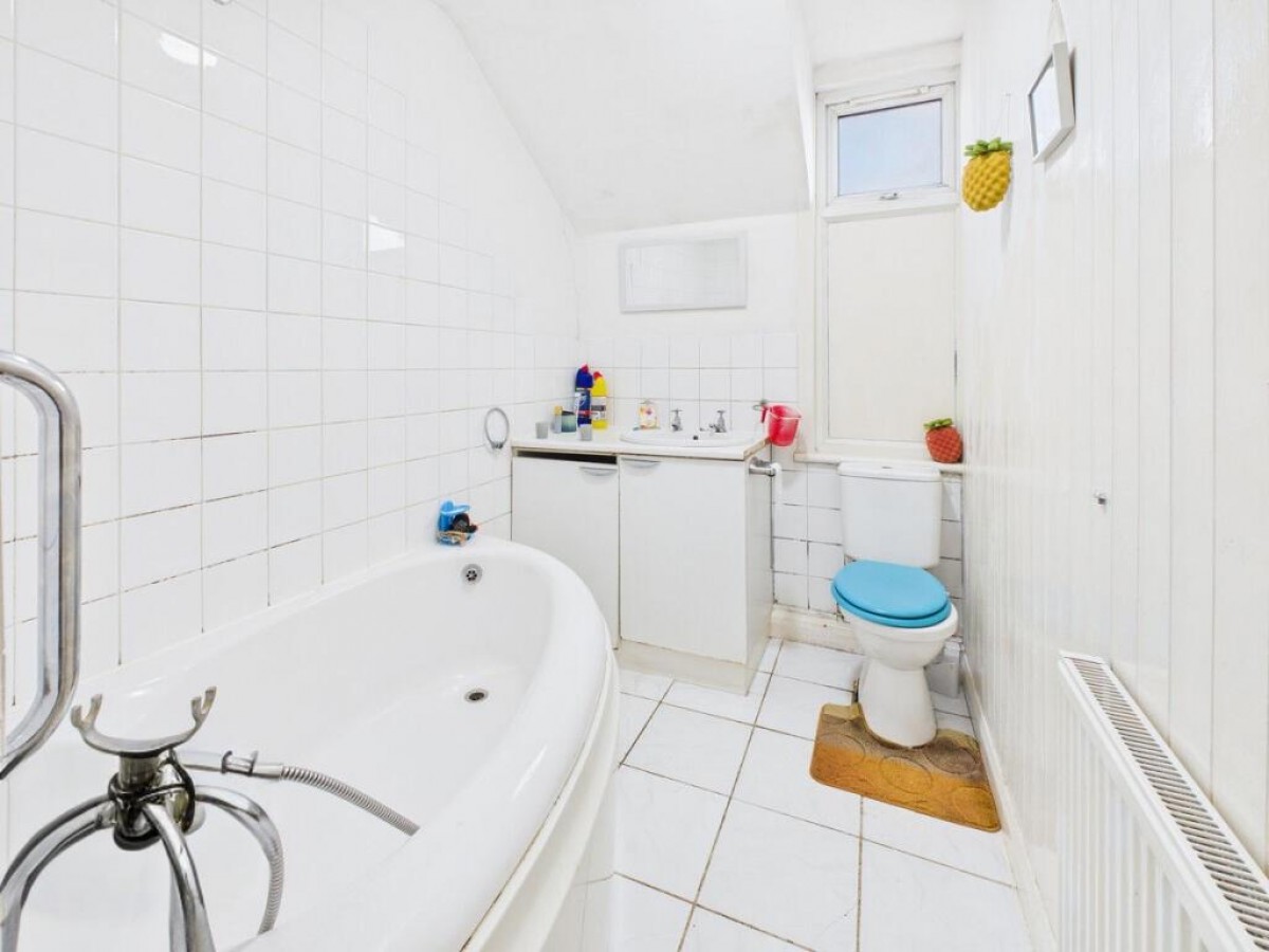 Coldharbour Lane, Hayes