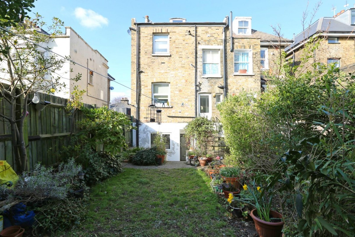 Geoffrey Road, London