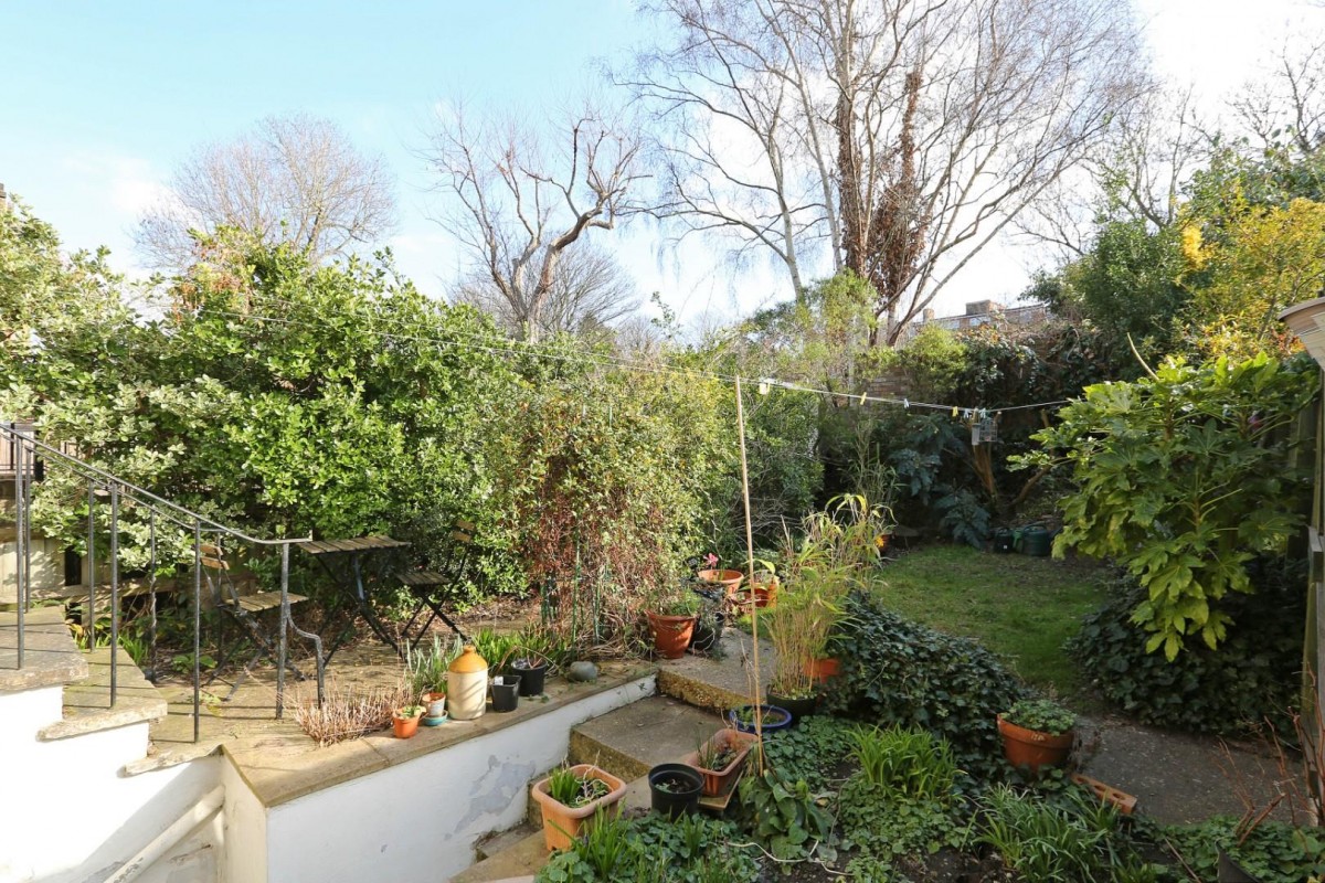 Geoffrey Road, London