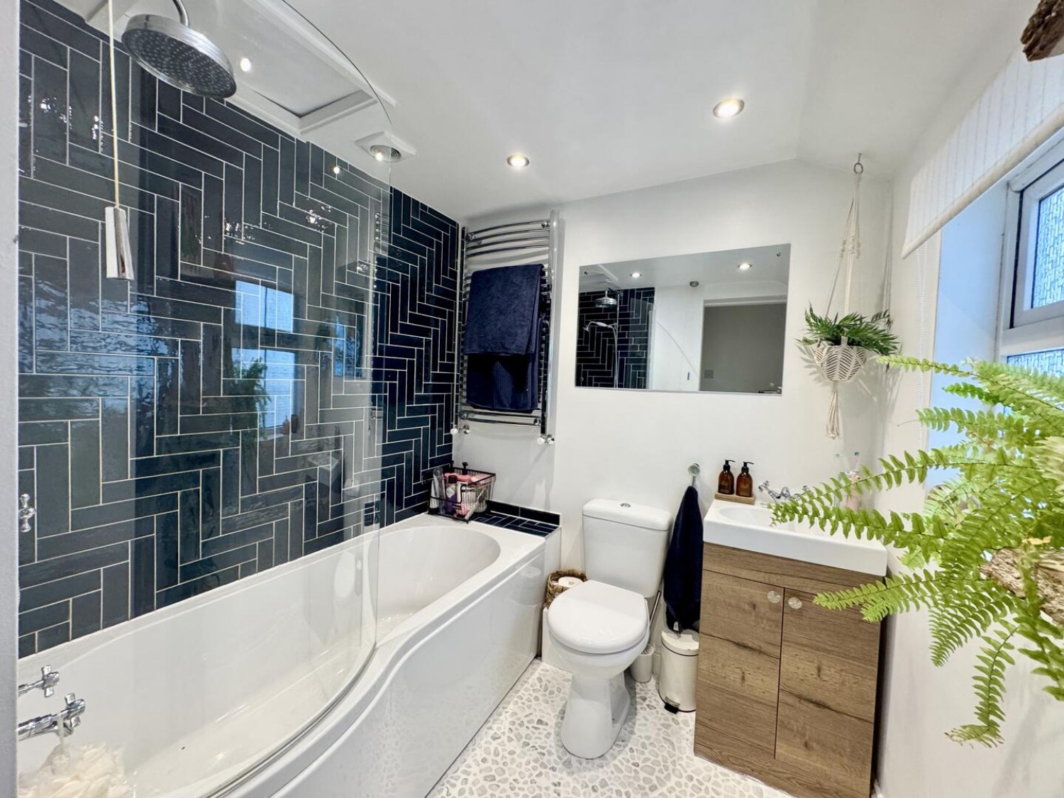 Woolston Road, Netley Abbey, Southampton