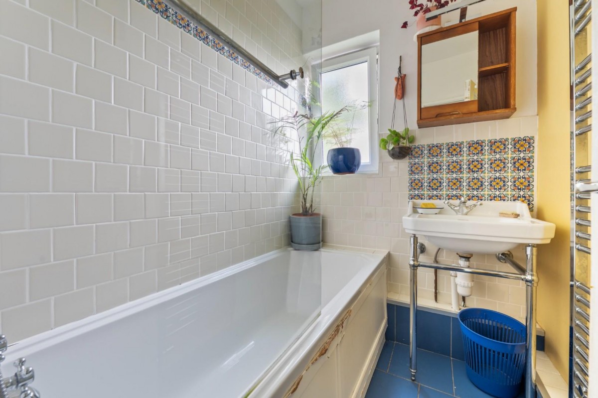 Highbury New Park, London, N5