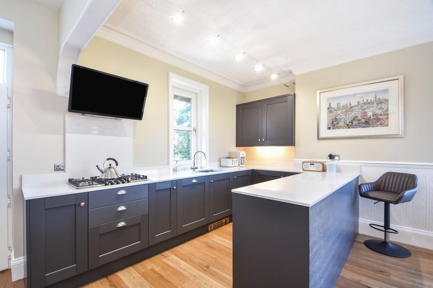 Harlow Oval, Harrogate, HG2 0DS