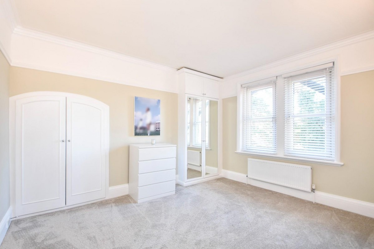 Harlow Oval, Harrogate, HG2 0DS