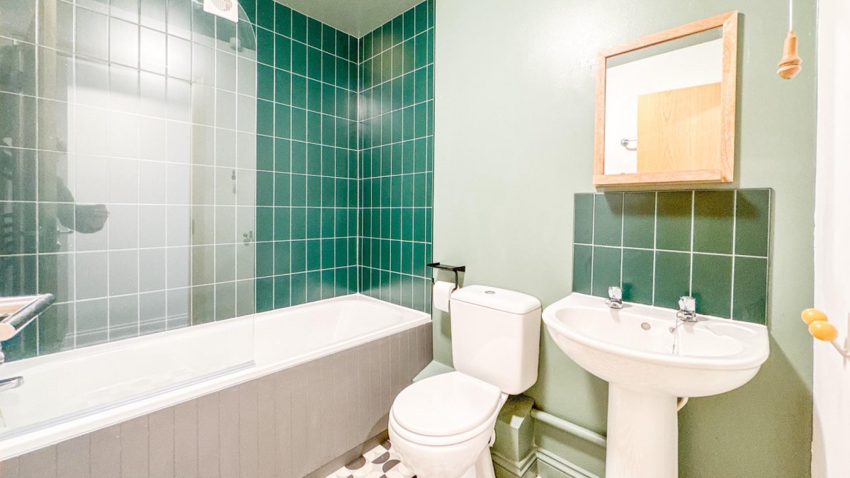 West Street, Bedminster, Bristol, BS3 3NB