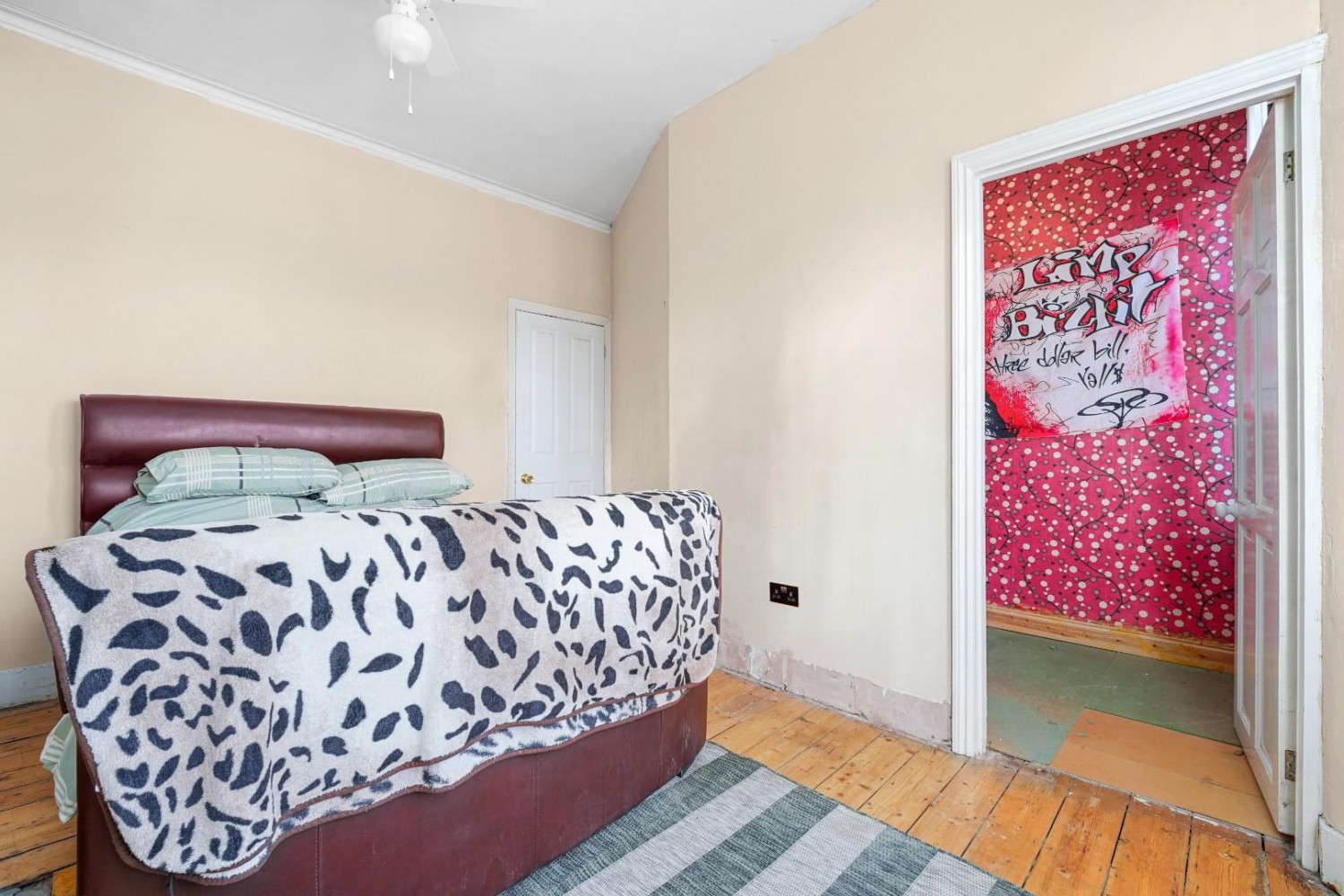 Westwood Road, Ilford, IG3