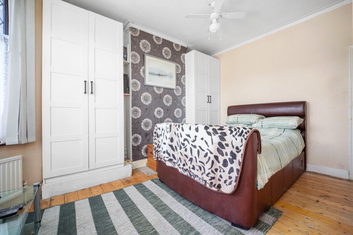 Westwood Road, Ilford, IG3