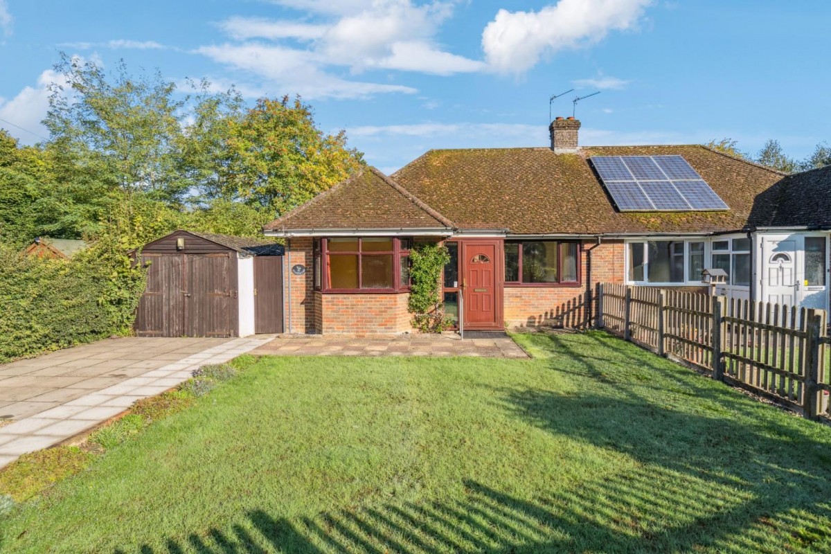 Lycrome Road, Lye Green, Chesham, Buckinghamshire, HP5 3LQ