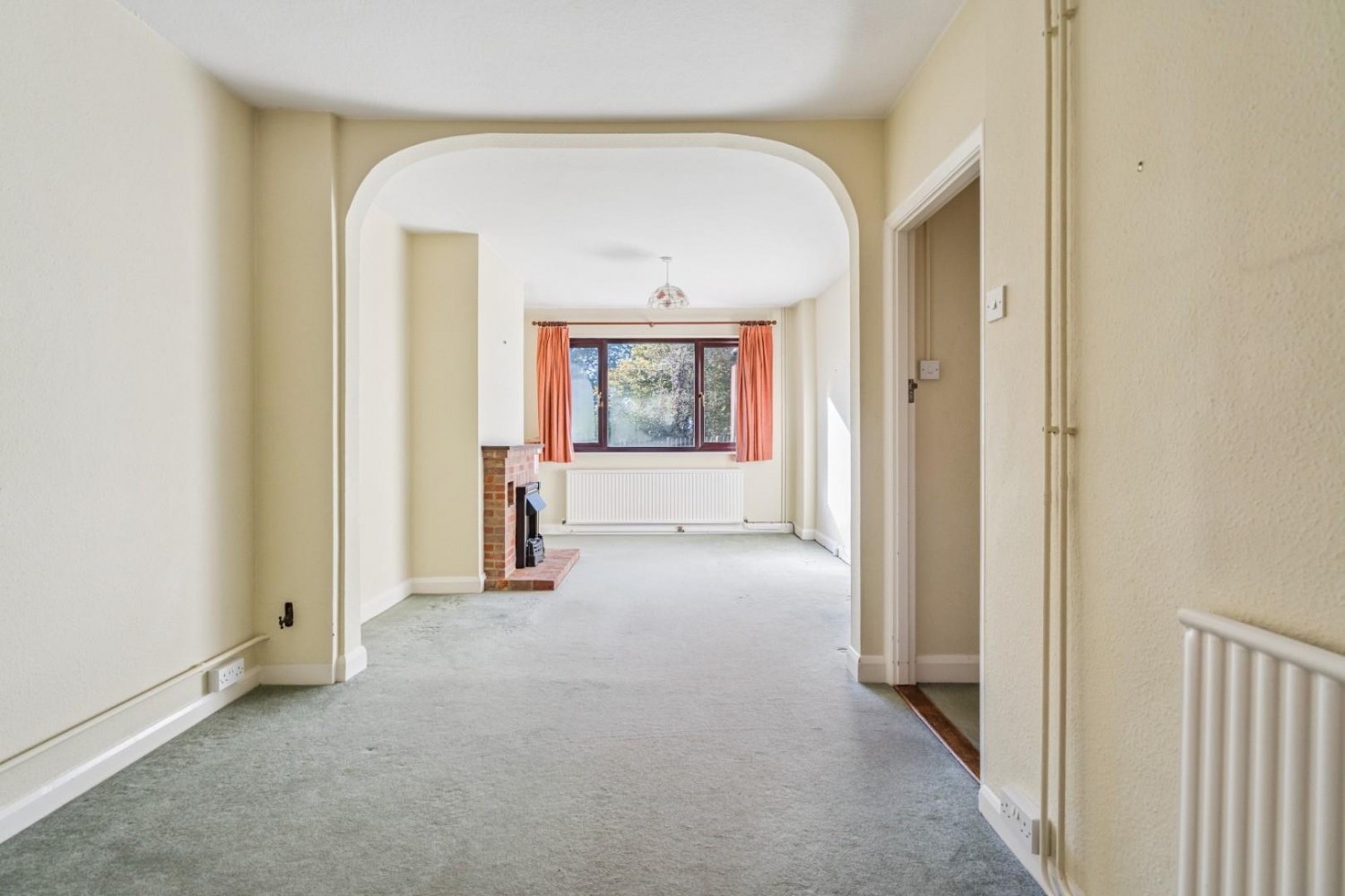 Lycrome Road, Lye Green, Chesham, Buckinghamshire, HP5 3LQ