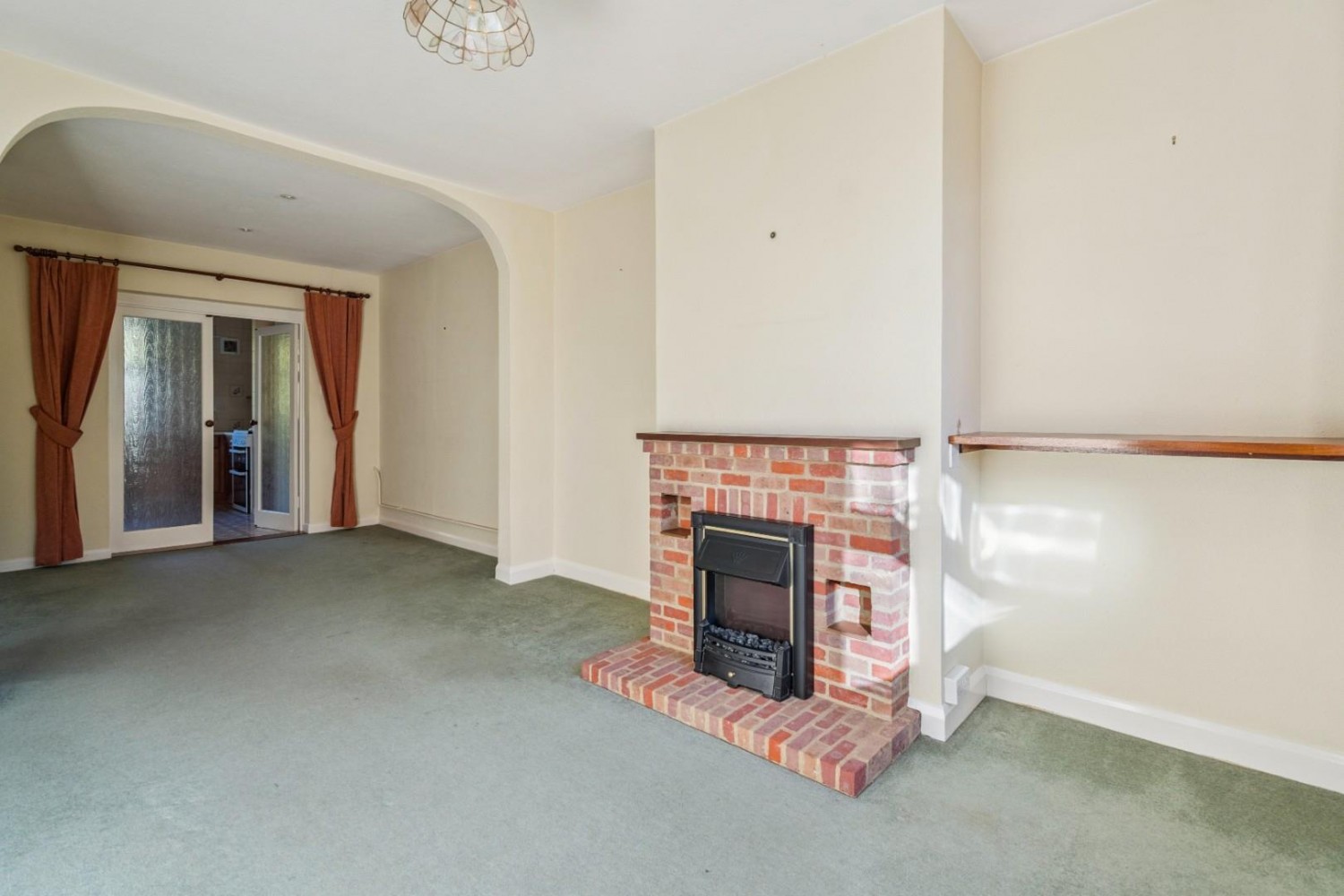 Lycrome Road, Lye Green, Chesham, Buckinghamshire, HP5 3LQ