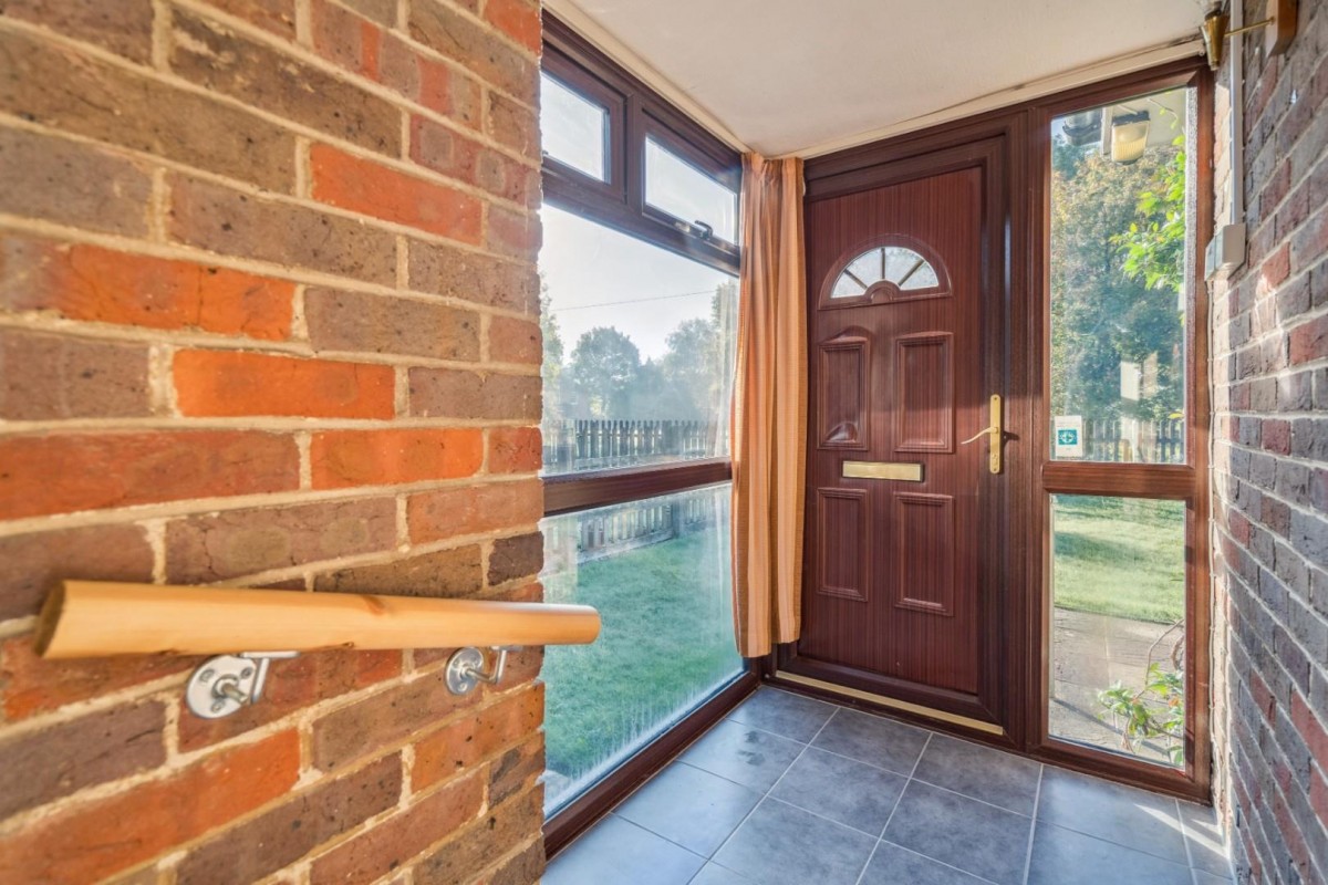 Lycrome Road, Lye Green, Chesham, Buckinghamshire, HP5 3LQ