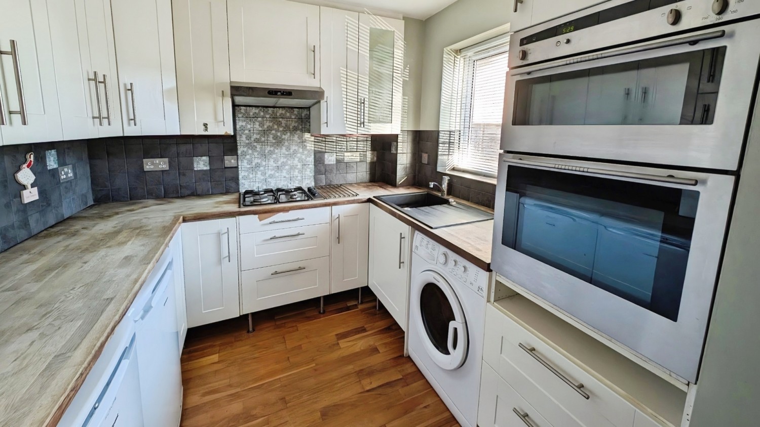 Plover Close, Yate, Bristol